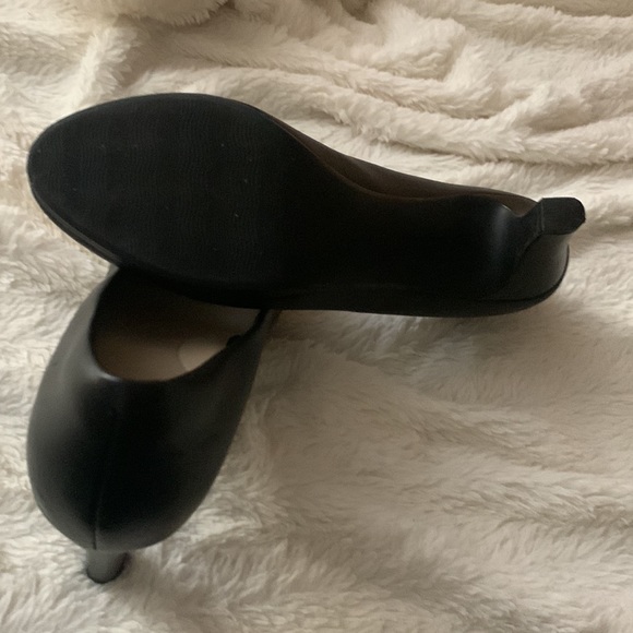 CLARKS ADRIEL VIOLA BLACK LEATHER - Picture 5 of 8